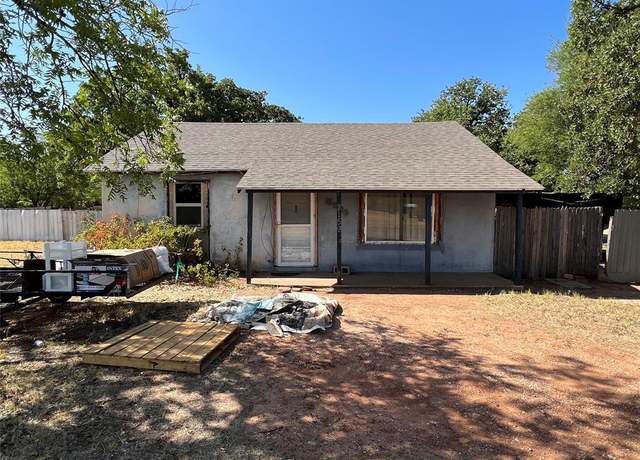 Property at 2159 Anson Ave, Abilene, TX 79603, 2 beds, 1 bath
