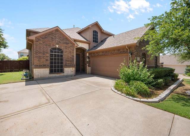 Property at 8222 Holly Hock Dr, Arlington, TX 76001, 4 beds, 2.5 baths