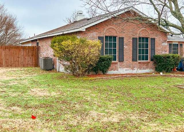 Property at 1693 Chesterwood Dr, Rockwall, TX 75032, 3 beds, 2 baths