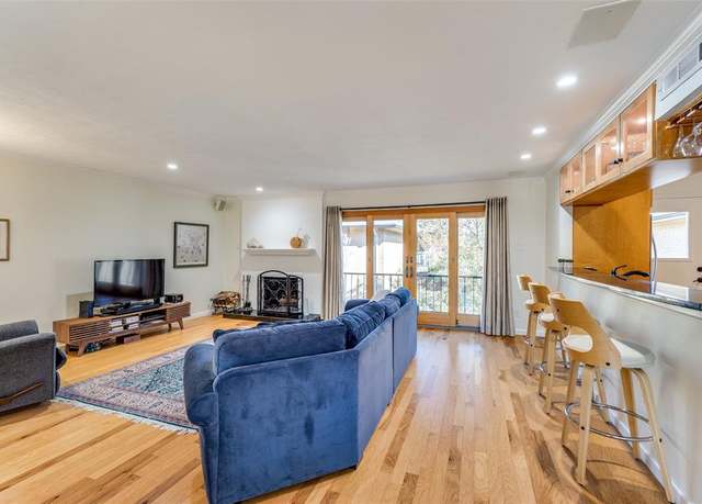 Property at 10741 Villager Rd Unit D, Dallas, TX 75230, 3 beds, 2 baths