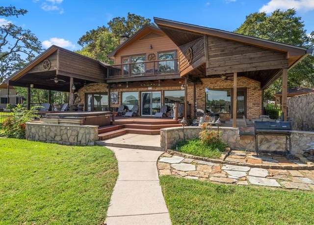 Property at 169 Deer Island Rd, Mabank, TX 75156, 5 beds, 4 baths