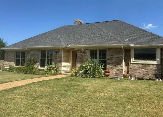 Property at 1912 Polstar Dr, Plano, TX 75093, 3 beds, 2 baths
