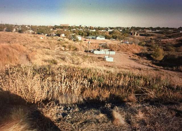 Property at 700 Platt St, Borger, TX 79007