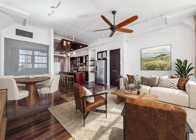 Property at 2600 W 7th St #2416, Fort Worth, TX 76107, 2 beds, 2 baths