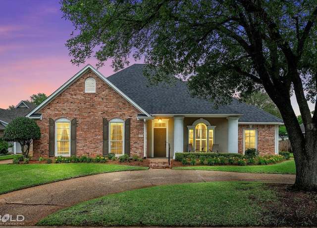 Property at 133 Downing Ct, Bossier City, LA 71111, 4 beds, 2.5 baths