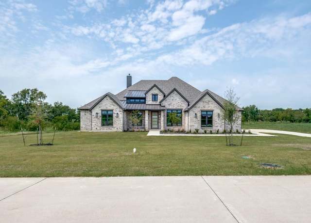 Property at 9904 Buckingham Ct, Mesquite, TX 75126, 4 beds, 4.5 baths