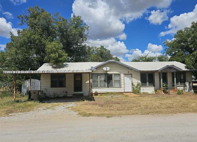 Property at 216 E Pecan St, Bangs, TX 76823, 2 beds, 2 baths