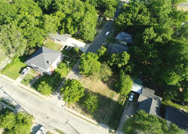 Property at 440 Pine Blf, Paris, TX 75460