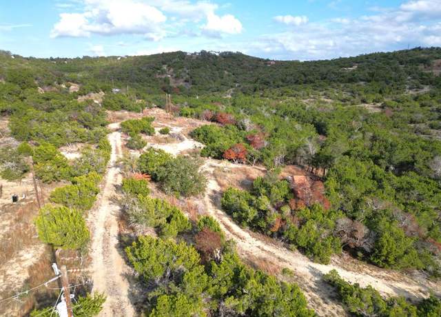 Property at 144 Eastview Ln, Blanco, TX 78027
