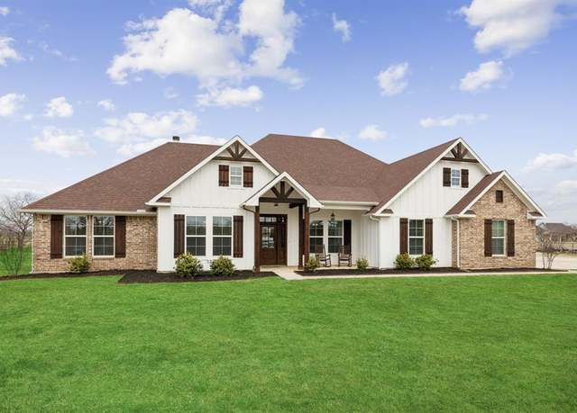 Property at 425 Reason Jones Rd, Valley View, TX 76272, 4 beds, 2.5 baths
