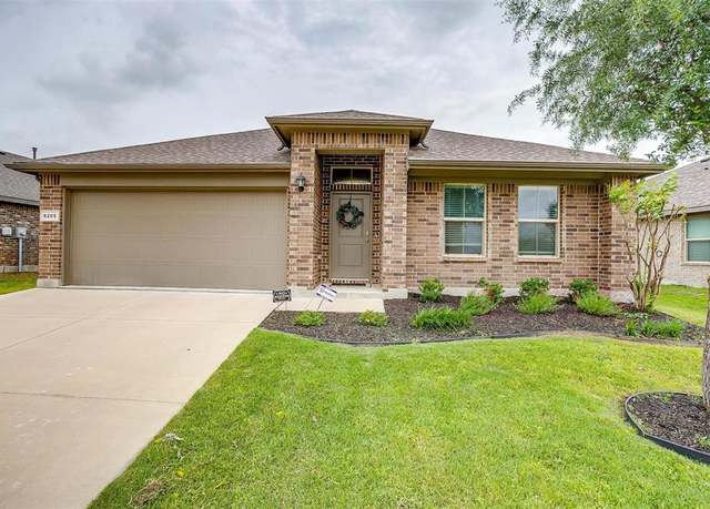 Property at 8205 Burma Dr, Fort Worth, TX 76131, 4 beds, 2 baths
