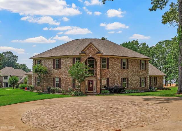 Property at 135 Oak Leaf Trl, Benton, LA 71006, 4 beds, 4 baths