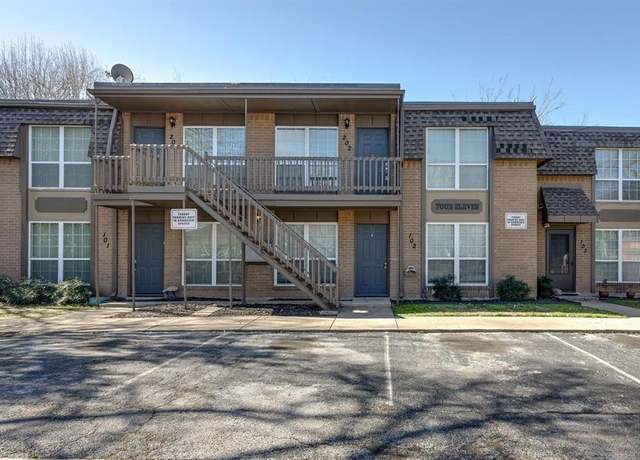 Property at 411 S Dooley St, Grapevine, TX 76051, 10 beds, 5 baths