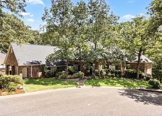 Property at 3634 Rock Creek Dr, Tyler, TX 75707, 3 beds, 2.5 baths