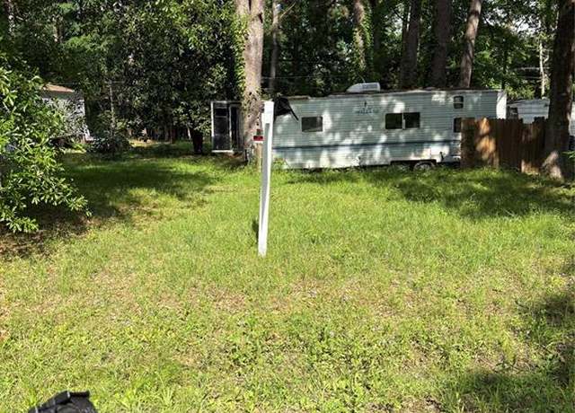 Property at 7239 Golden Meadows Rd, Greenwood, LA 71033