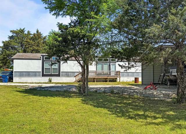 Property at 26 Morning View Dr, Gordonville, TX 76245, 3 beds, 2 baths