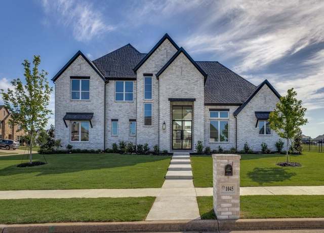 Property at 1045 Bent Tree Ln, Gunter, TX 75058, 5 beds, 4.5 baths