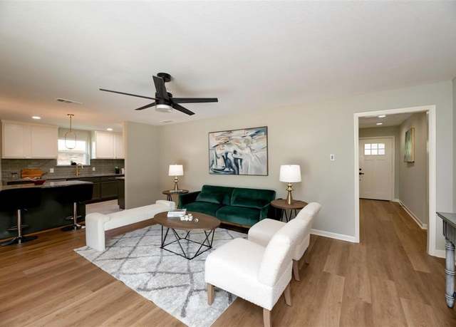 Property at 5124 Ashbrook Rd, Dallas, TX 75227, 3 beds, 2.5 baths