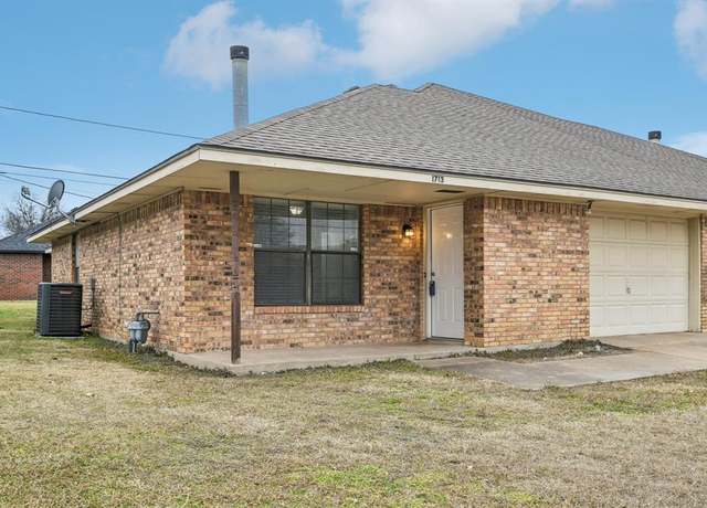 Property at 1713 Carrington, Glenn Heights, TX 75154, 2 beds, 2 baths