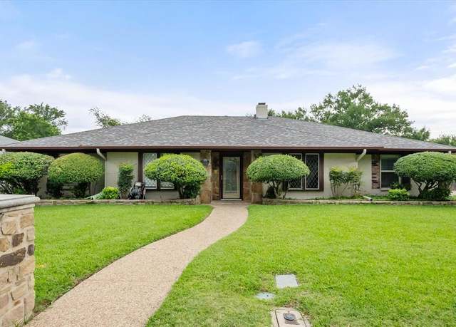 Property at 2801 Augusta Ln, Arlington, TX 76012, 4 beds, 3 baths