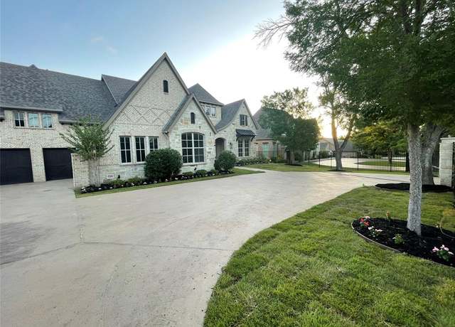 Property at 320 W Highland St, Southlake, TX 76092, 5 beds, 6 baths