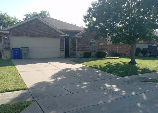 Property at 3235 Clear Springs Dr, Forney, TX 75126, 3 beds, 2 baths