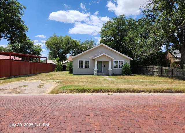 Property at 503 N Ave F, Haskell, TX 79521, 2 beds, 1 bath