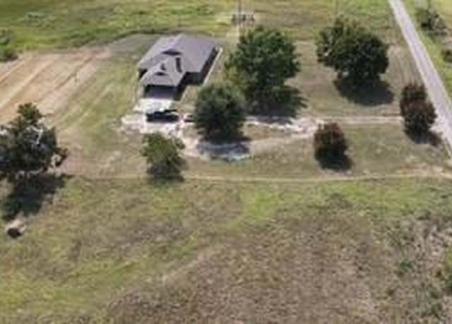 Property at 814 Sanders Rd, Whitesboro, TX 76273, 3 beds, 2 baths