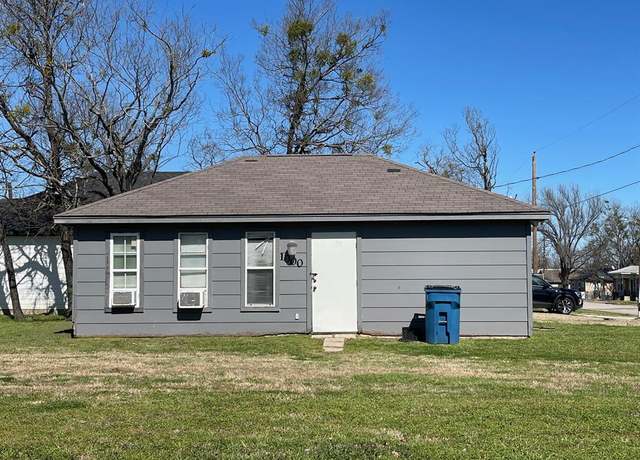 Property at 1000 E 10th Ave, Corsicana, TX 75110