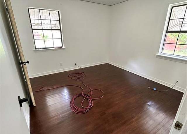 Property at 1108 Edwards Cir, Dallas, TX 75224, 2 beds, 1 bath
