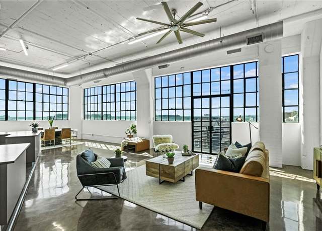 Property at 2220 Canton St #507, Dallas, TX 75201, 2 beds, 1.5 baths