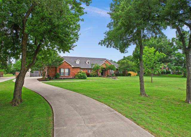Property at 102 Dove Crk, Mckinney, TX 75071, 5 beds, 3 baths