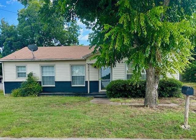 Property at 519 Richardson St, Jacksboro, TX 76458, 2 beds, 1 bath