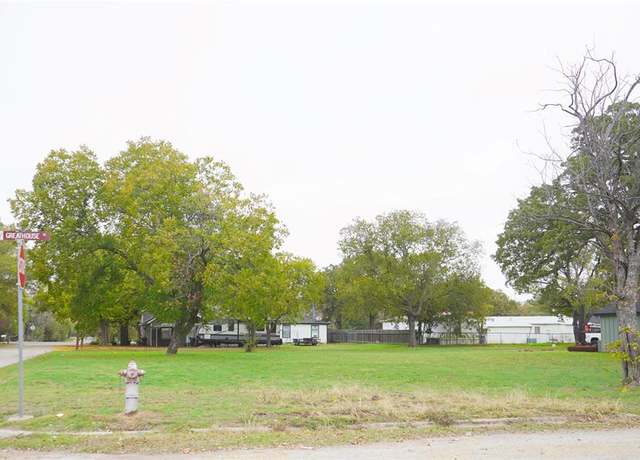 Property at 2 Lots TBD Greathouse St, Bridgeport, TX 76426
