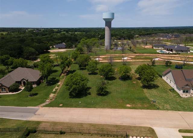 Property at 6512 Pinehurst Dr, Granbury, TX 76049