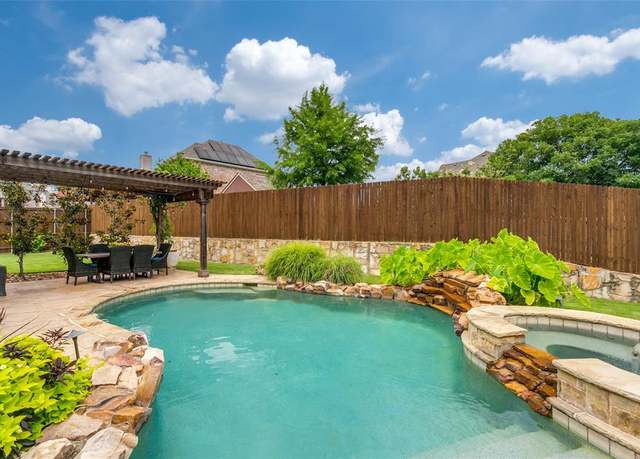 Property at 5924 Deerwood Ln, Frisco, TX 75036, 4 beds, 4 baths