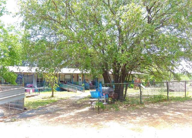 Property at 2402 Walnut, Brady, TX 76825, 5 beds, 3 baths