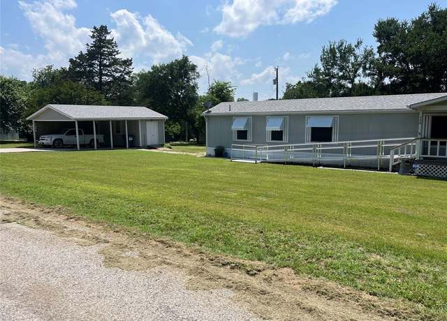Property at 648 Quail Creek Cir, Pottsboro, TX 75076, 2 beds, 2 baths