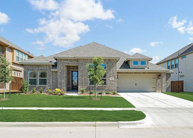 Property at 209 Claywood Dr, Glenn Heights, TX 75154, 3 beds, 3 baths