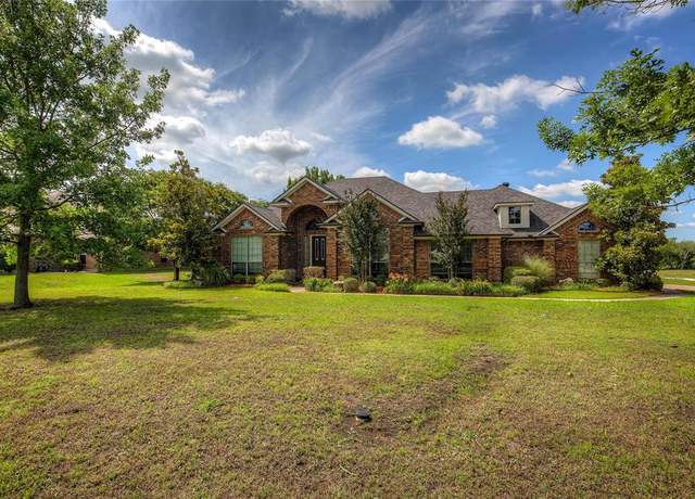 Property at 1813 Ranch Rd, Royse City, TX 75189, 4 beds, 2 baths