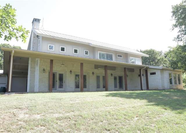 Property at 801 Well Rd, Denison, TX 75020, 3 beds, 3 baths