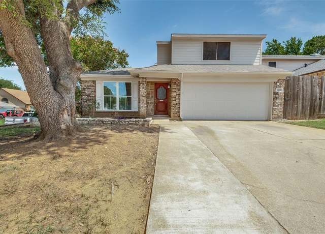 Property at 1453 Thistlewood Ln, Grapevine, TX 76051, 3 beds, 2.5 baths