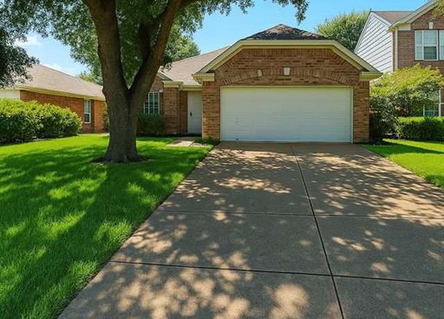 Property at 818 Bracken Pl, Arlington, TX 76017, 3 beds, 2 baths