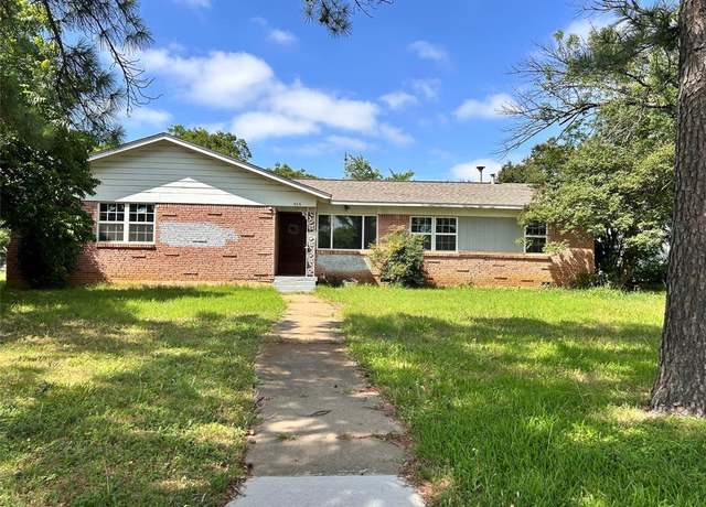 Property at 306 Bayless Dr, Euless, TX 76040, 3 beds, 2 baths