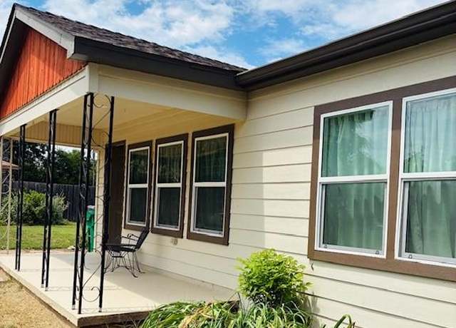 Property at 103 Greenview Dr, Stephenville, TX 76401, 2 beds, 1 bath