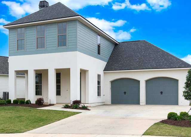 Property at 9847 Canebrake Ln, Shreveport, LA 71106, 3 beds, 2.5 baths