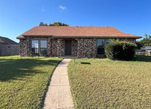Property at 432 E Belt Line Rd, Cedar Hill, TX 75104, 3 beds, 2 baths