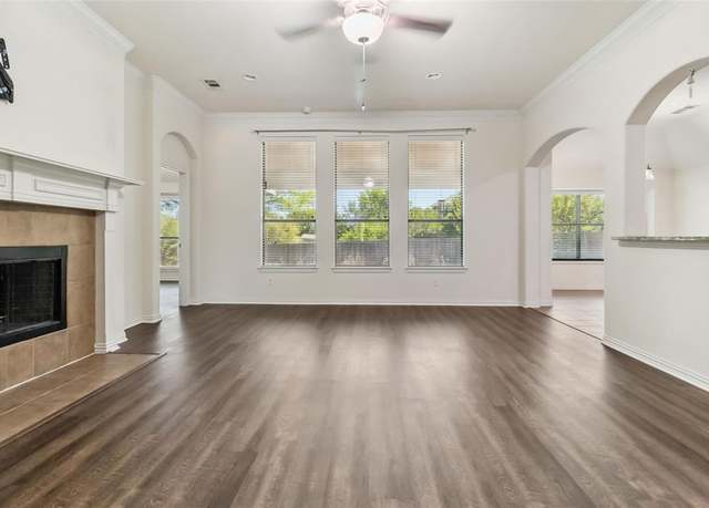 Property at 1920 Fountain Spray Dr, Wylie, TX 75098, 4 beds, 2 baths