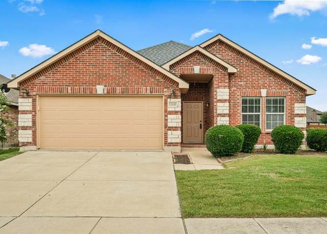 Property at 12645 Foxpaw Trl, Fort Worth, TX 76244, 3 beds, 2 baths