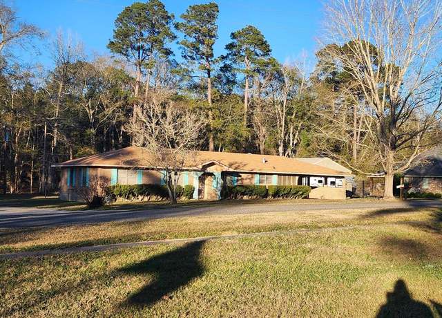 Property at 123 Frank Dr, Logansport, LA 71049, 2 beds, 2 baths